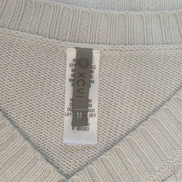 XCVI Calypso Cableknit Sweater size Medium Light Gray - Picture 3 of 4